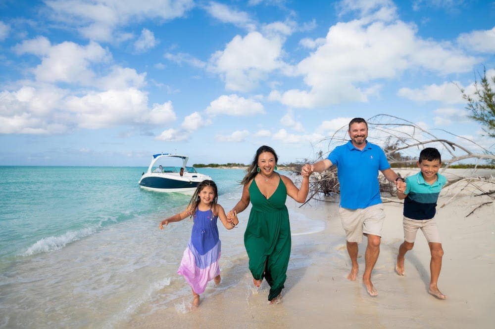 Photo: Vivian Yip and her family by Kaieri Photography