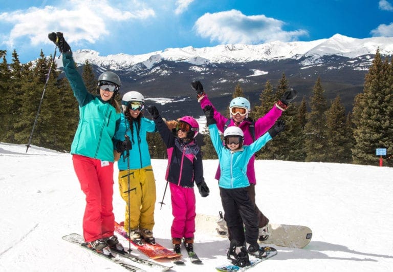 11 Best Small Ski Resorts In Colorado For Families (Affordable Too!)