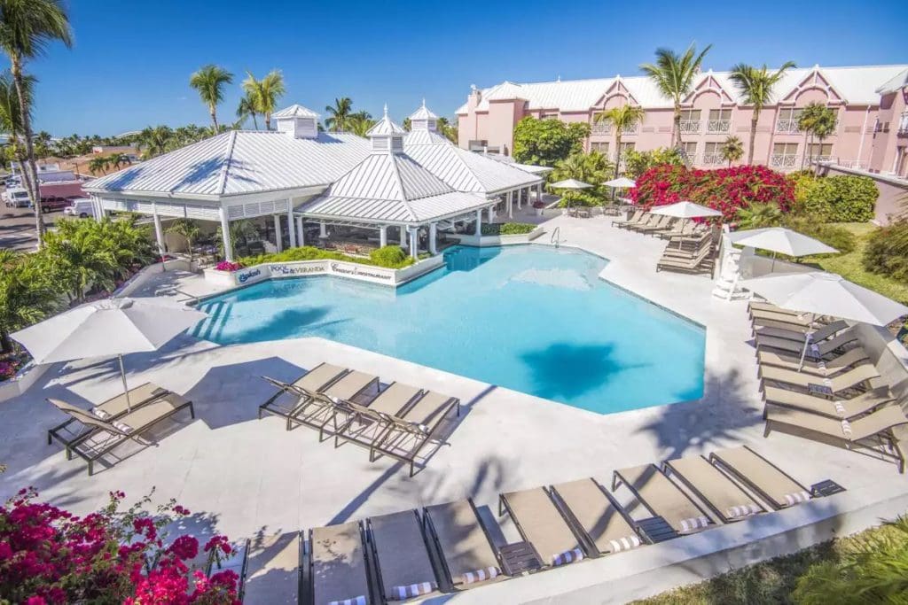 An aerial view of the pool and pool deck at the Comfort Suites Paradise Island.