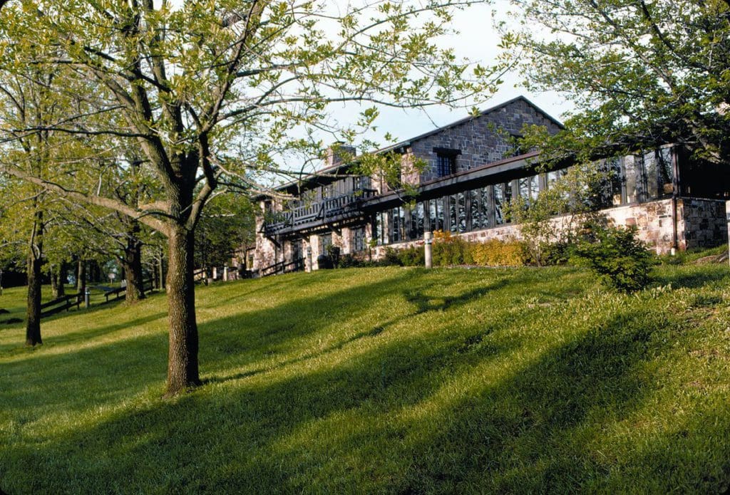 The Giant City Lodge atop a grassy hill at Giant City State Park.