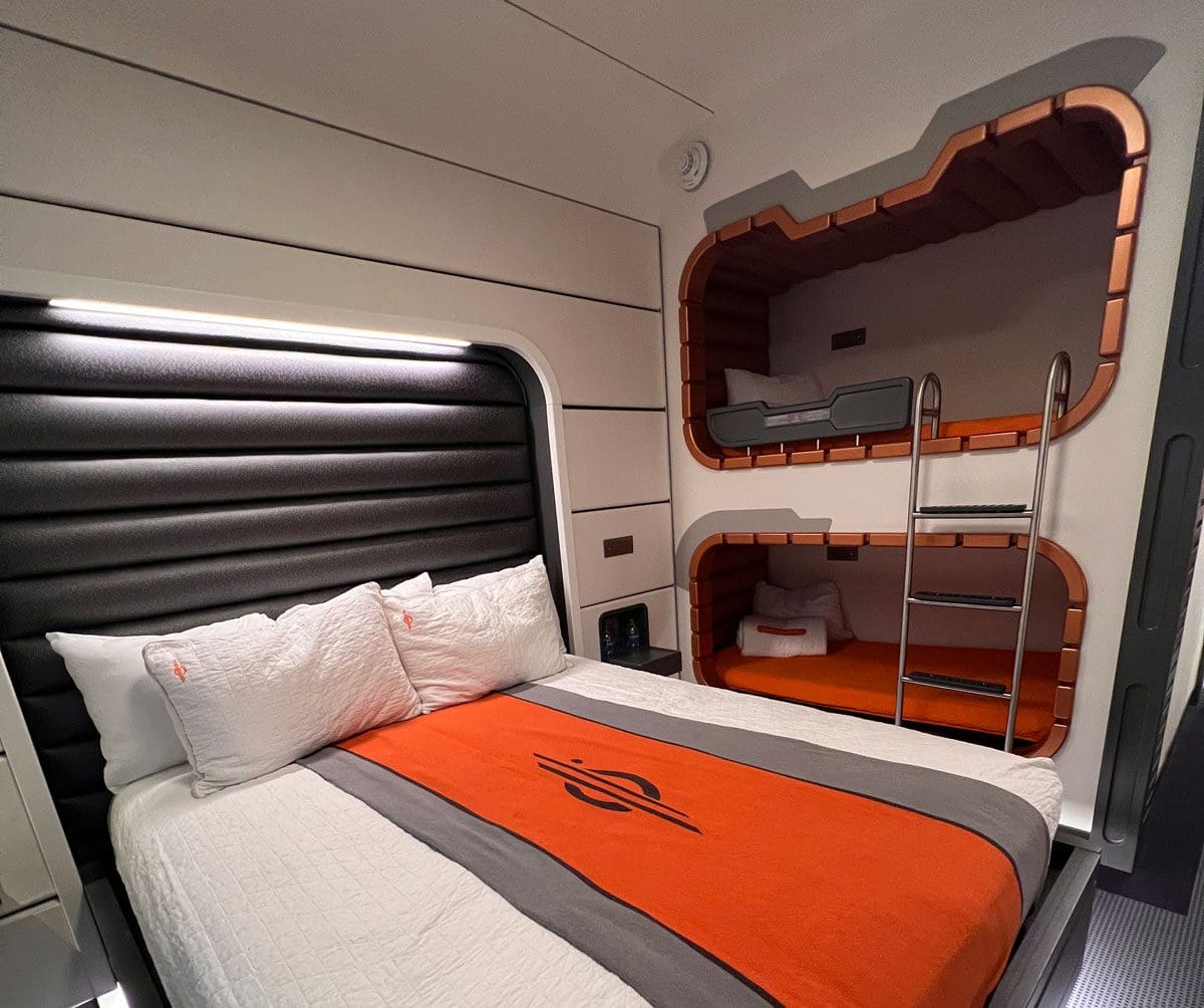 Inside a bunk bed, family room at Star Wars Galactic Starcruiser.