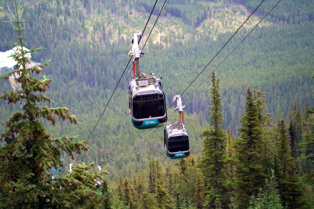 The Banff Gondola carries two carriages up and down the mountain.