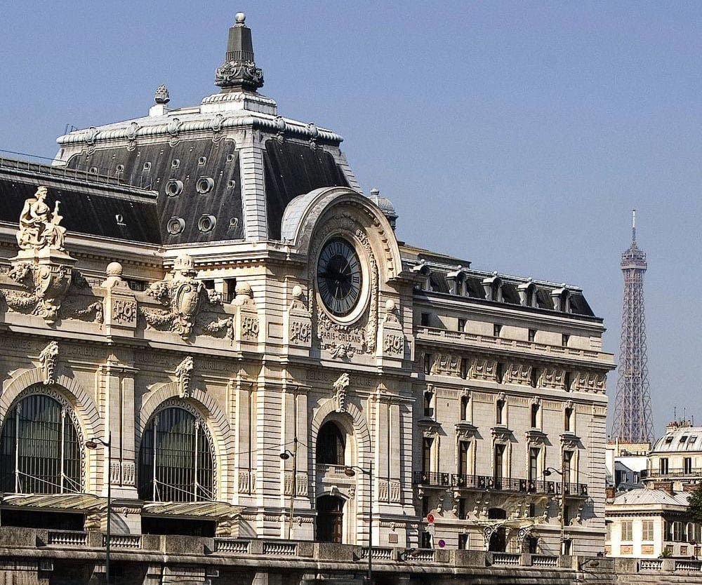 The exterior entrance of The Musee d'Orsay.