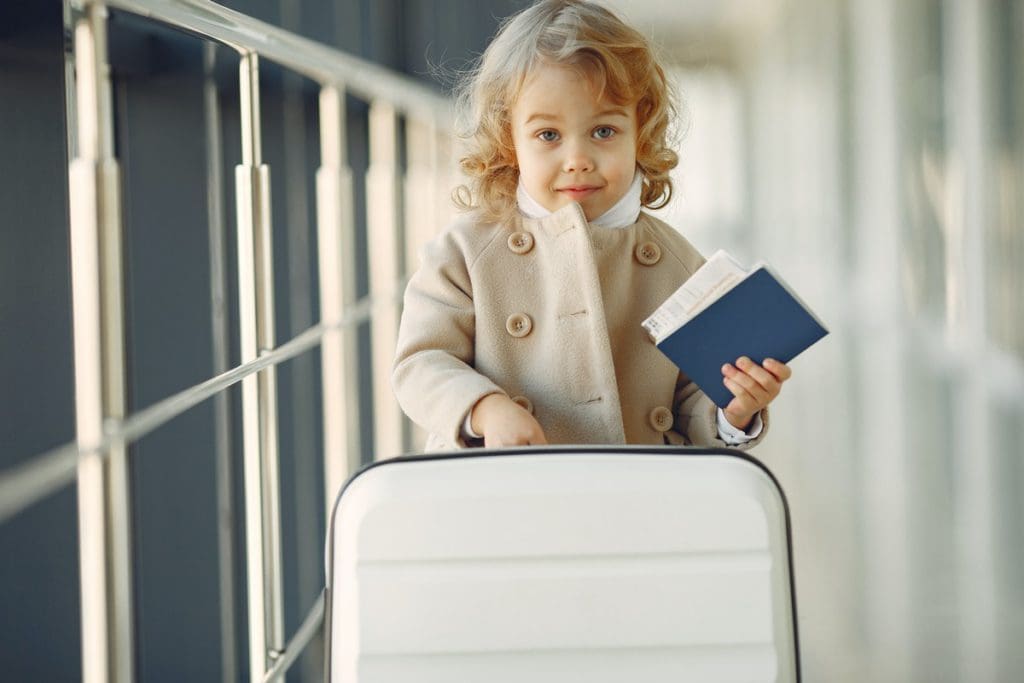 Kid's Snackbox On United Airlines - Live and Let's Fly