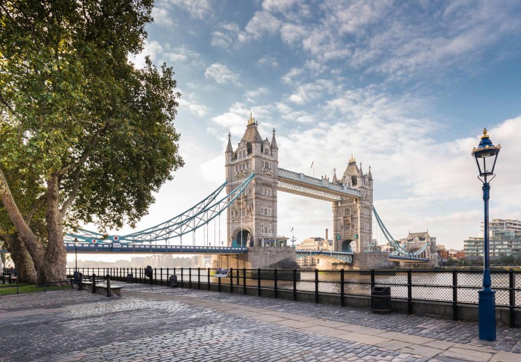 A view of the London Bridge from the Bankside neighborhood of London, one of the best international destinations for teens interested in history.