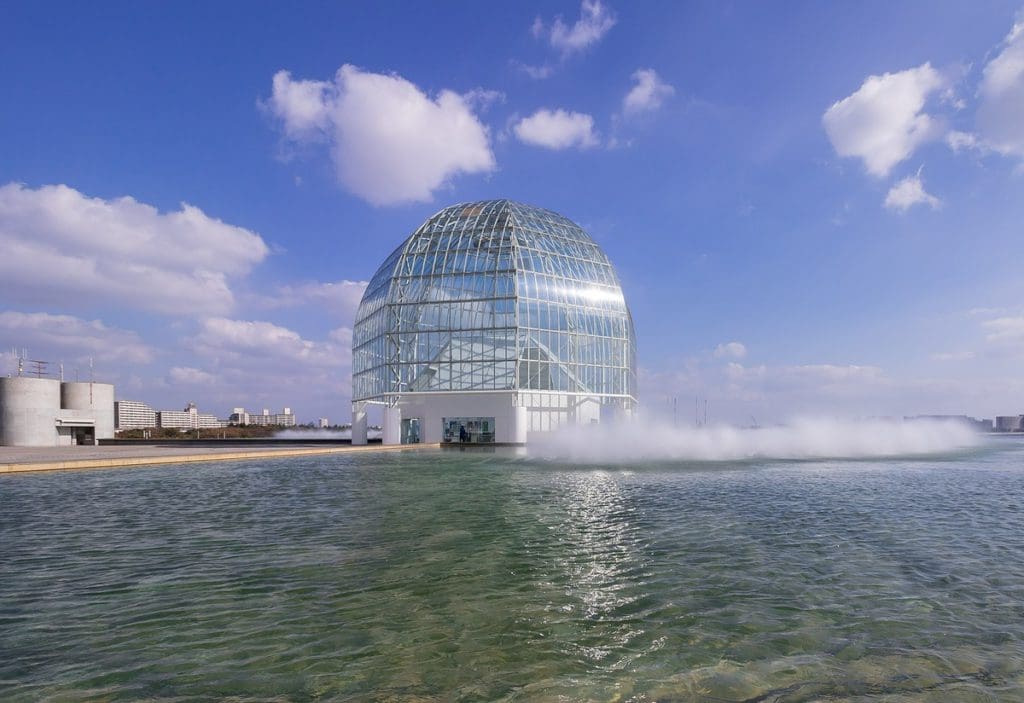 The exterior of Tokyo Sea Life Park on a sunny day, a must-stop on any Tokyo itinerary with kids.