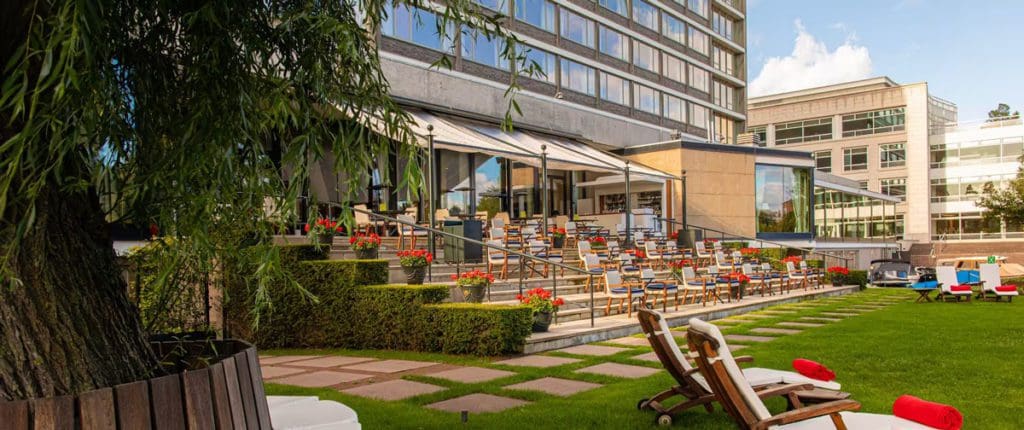 The exterior lawn behind  Hilton Amsterdam.