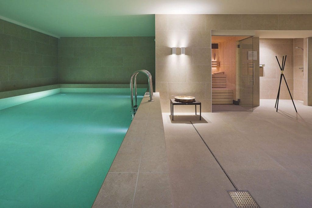 The indoor pool at Pestana Amsterdam Riverside.