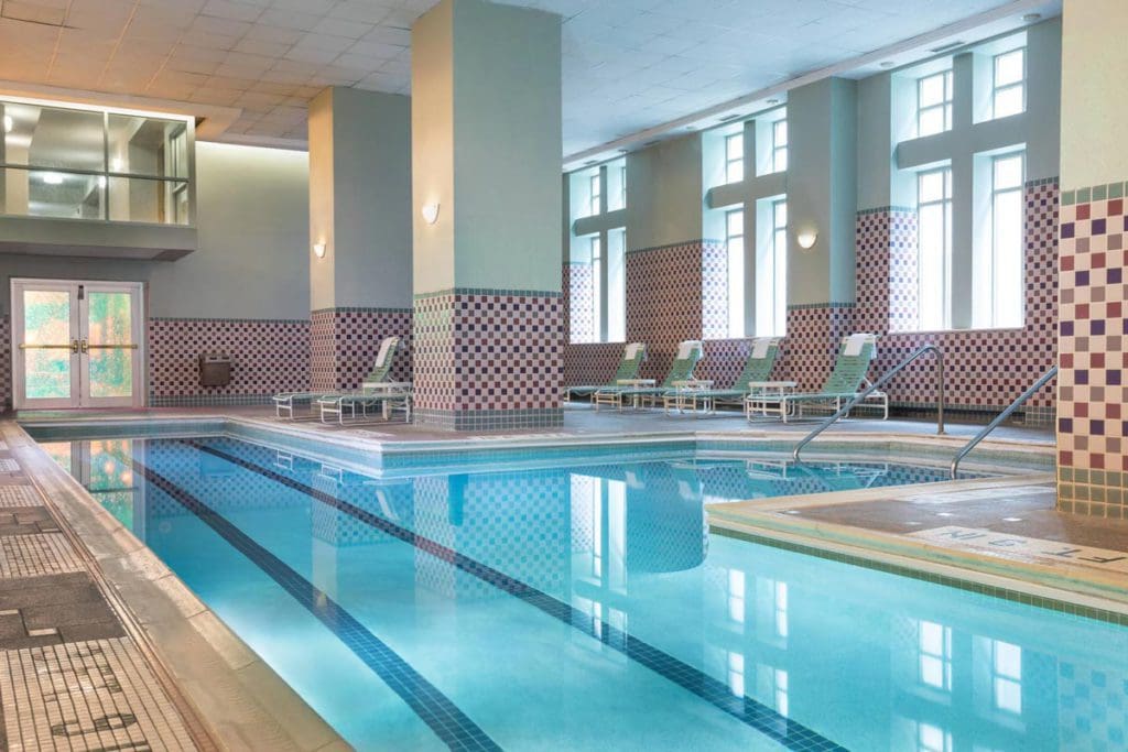 The indoor pool at Philadelphia Marriott Downtown.