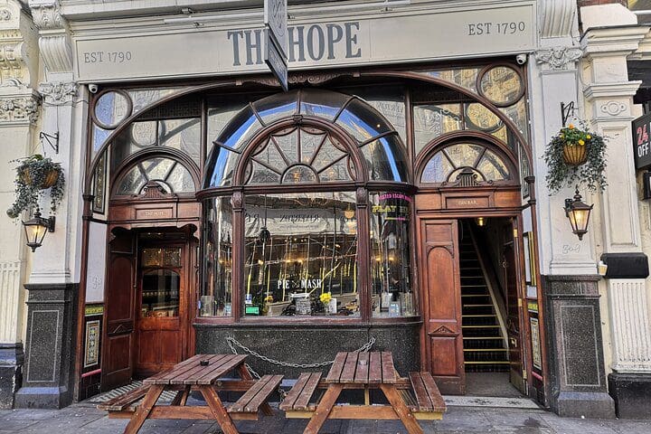 Outside The Hope, as seen on a Secrets of Old London Tour with Tripadvisor, one of the best experiences in London with kids. 