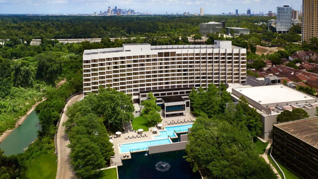 The outdoor exterior to Omni Houston Hotel.