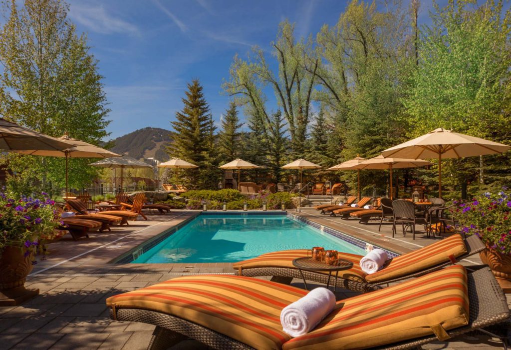 The outdoor pool at the Rustic Inn Creekside Resort and Spa