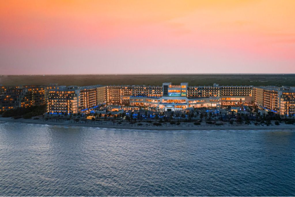 A view of The Royalton Splash Riviera Cancun, one of the best Marriott hotels in Mexico for families.