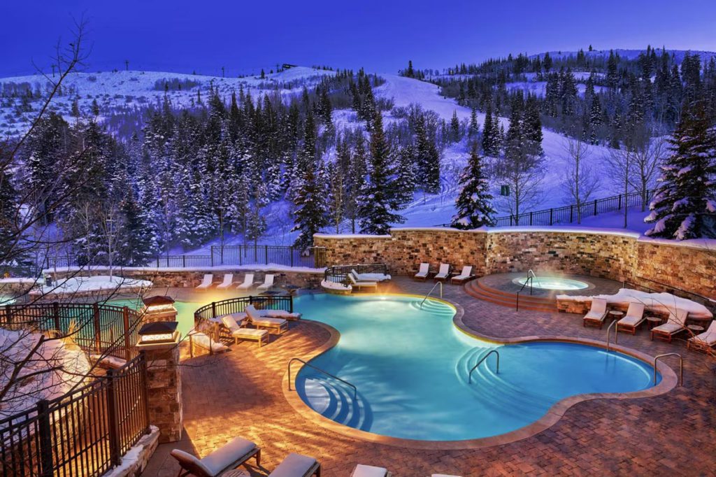 The outdoor pool area at the St. Regis Deer Valley 