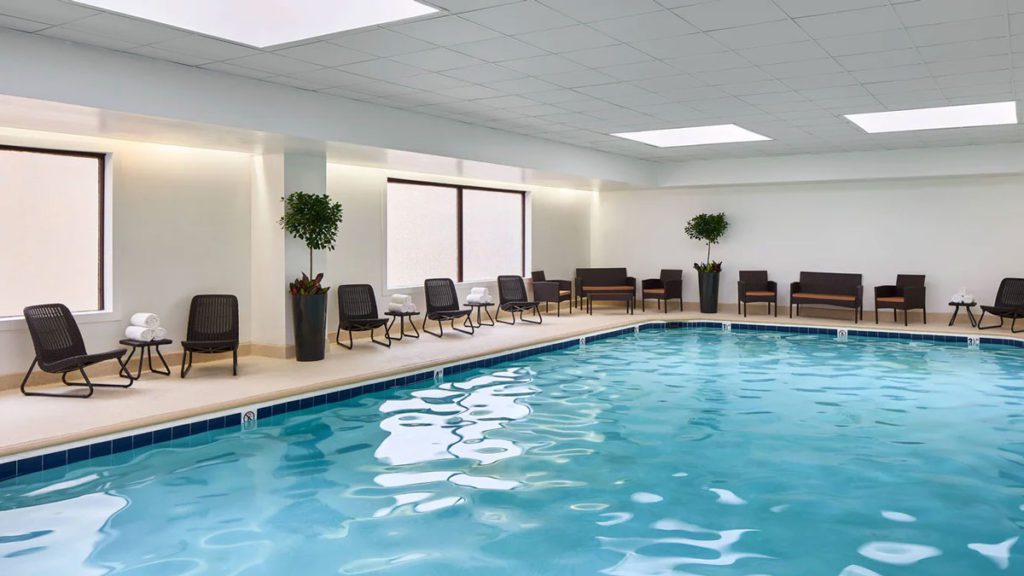 The indoor pool at the Washington Marriott at Metro Center 