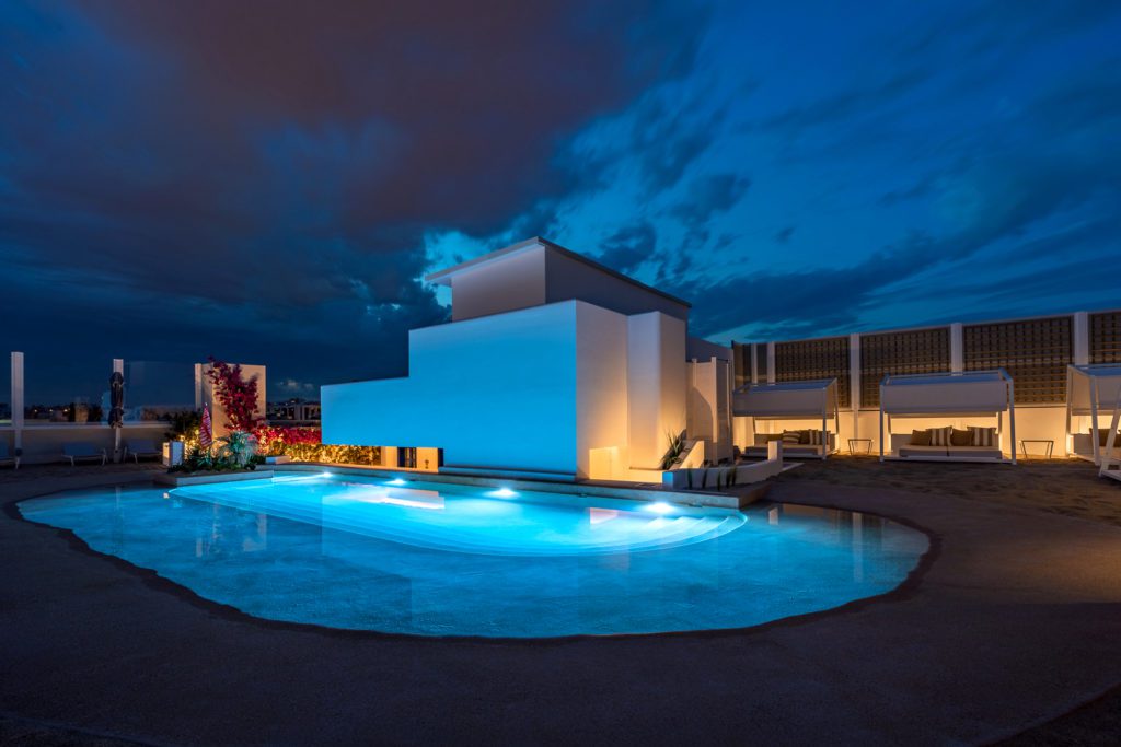 The outdoor pool at Airotel Alexandros in Athens, Greece