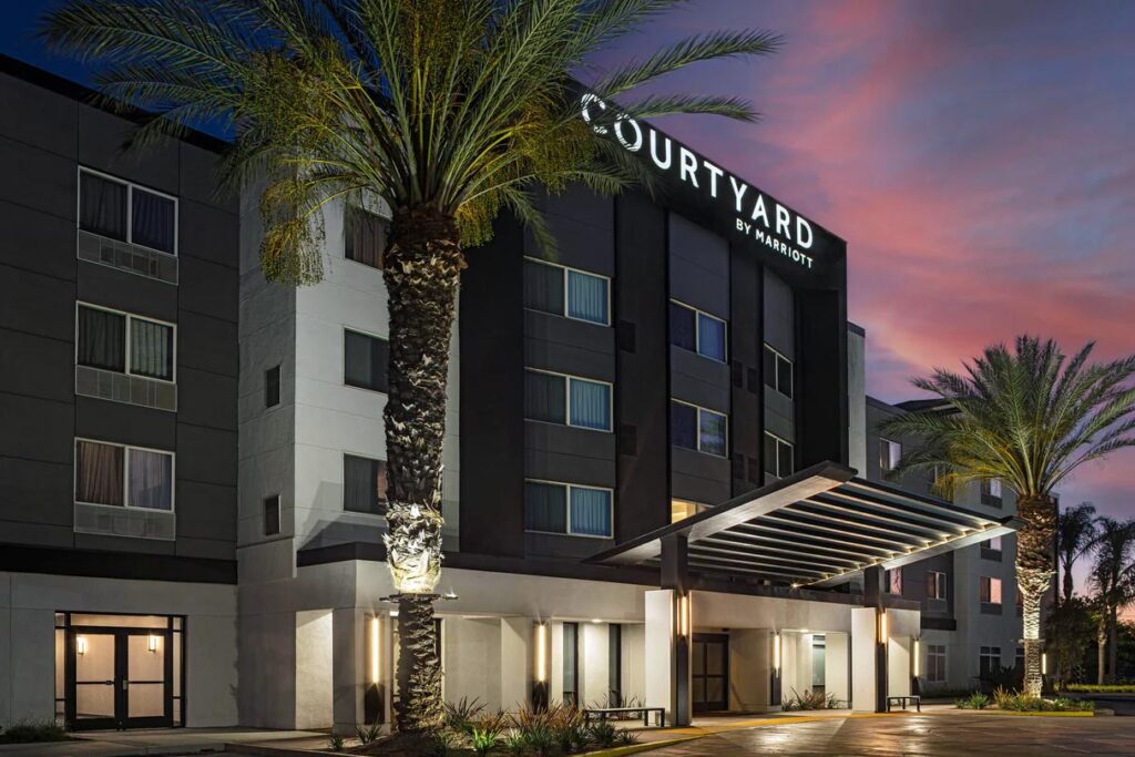 An outdoor view of the Courtyard by Marriott Anaheim Resort, one of the best Marriott hotels in California for families.